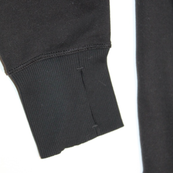 Lululemon Thumbholes Compression Fleece Shirt - Picture 5 of 5